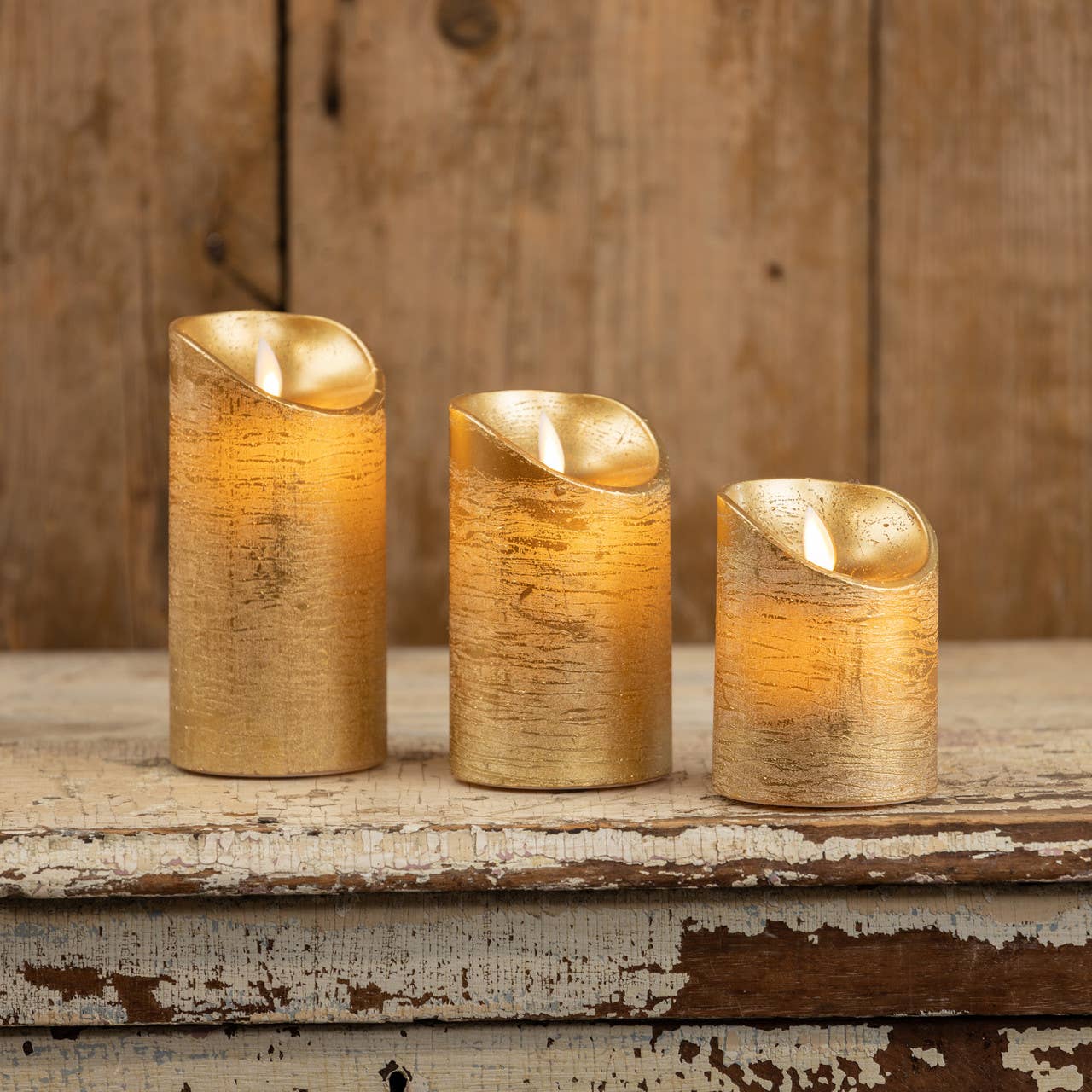 4" MOVING FLAME GOLD PILLAR CANDLE