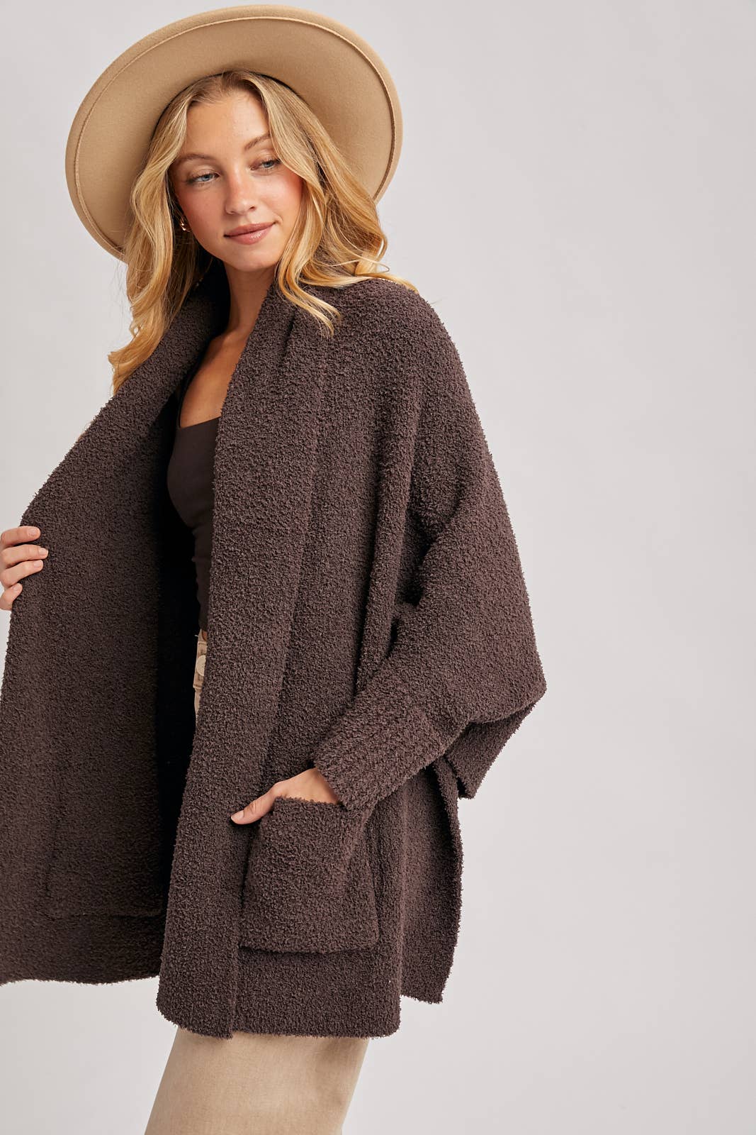 OPEN FRONT BLANKET WRAP BOUCLE KNIT SWEATER CARDIGAN: LATTE / One Size