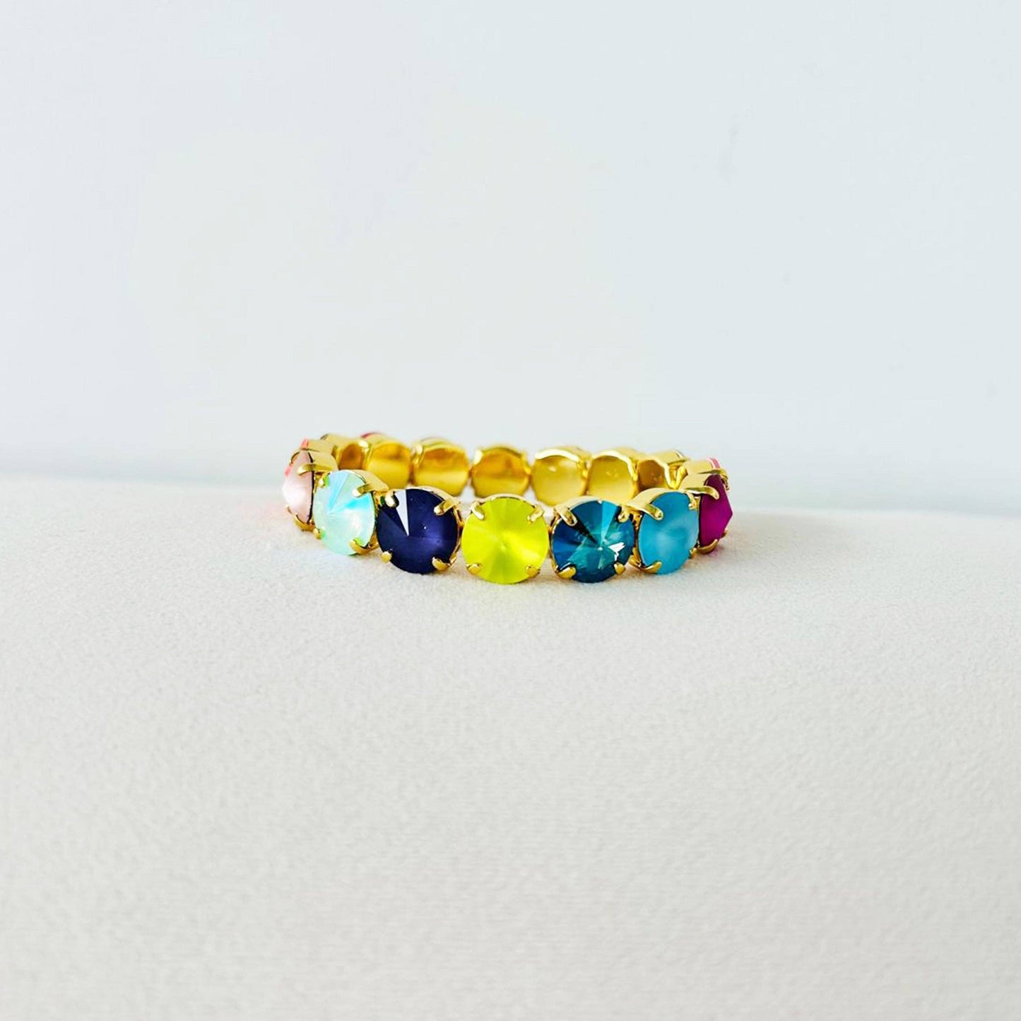 Croatia Stretch Bracelet in Mixes: Watermelon / Medium