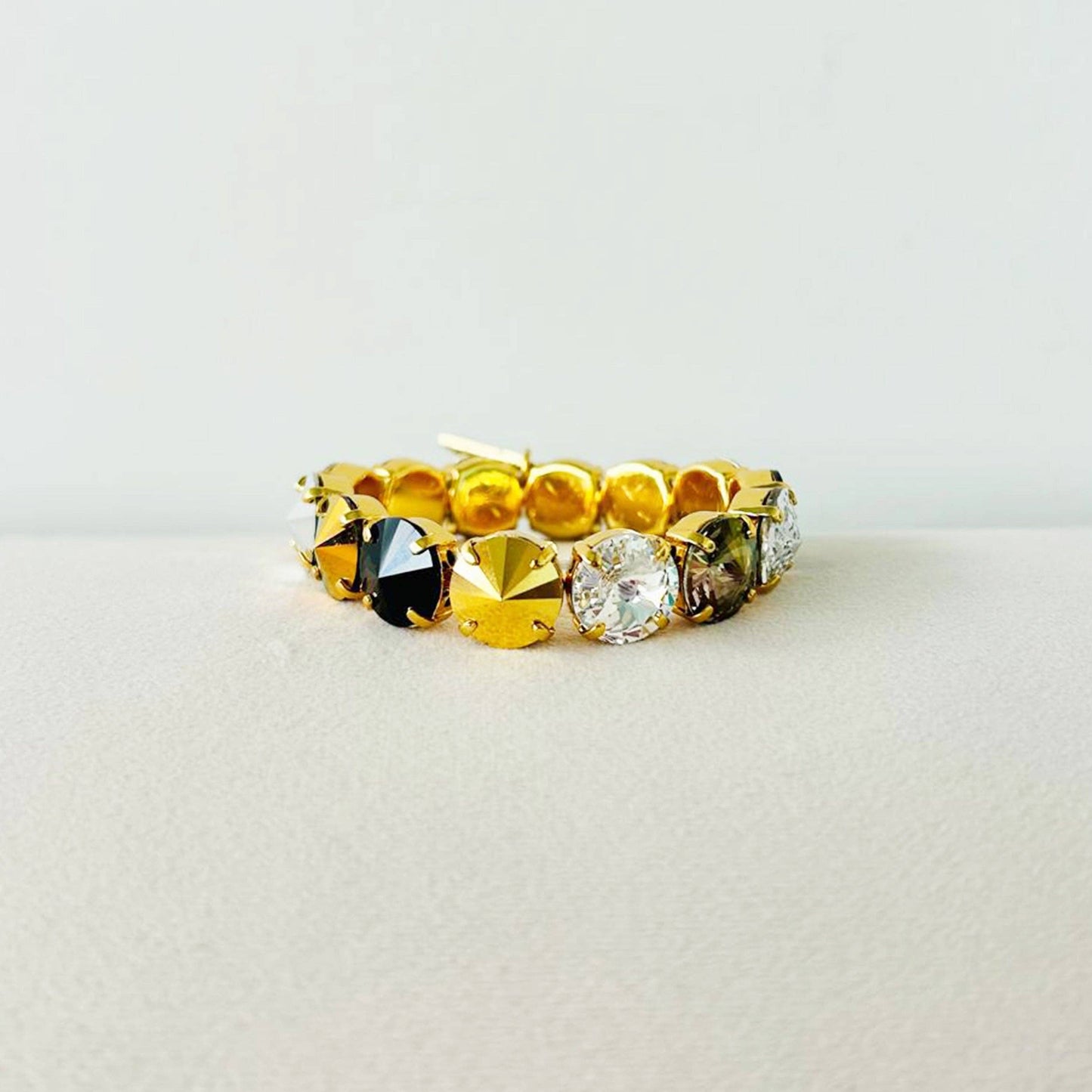 Croatia Stretch Bracelet in Mixes: Watermelon / Medium