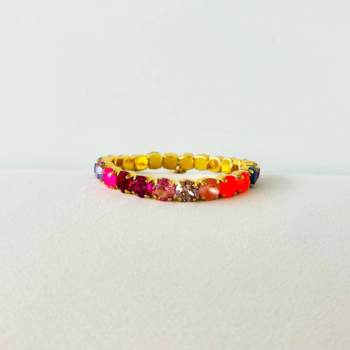 Oakland Stretch Bracelet in Mixes: Watermelon Ombre / Small