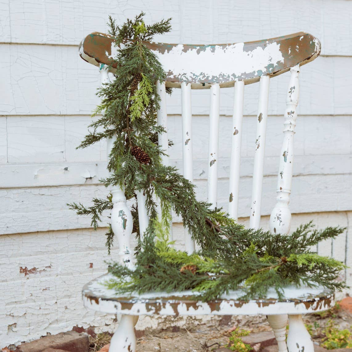 6' PRICKLY PINE GARLAND