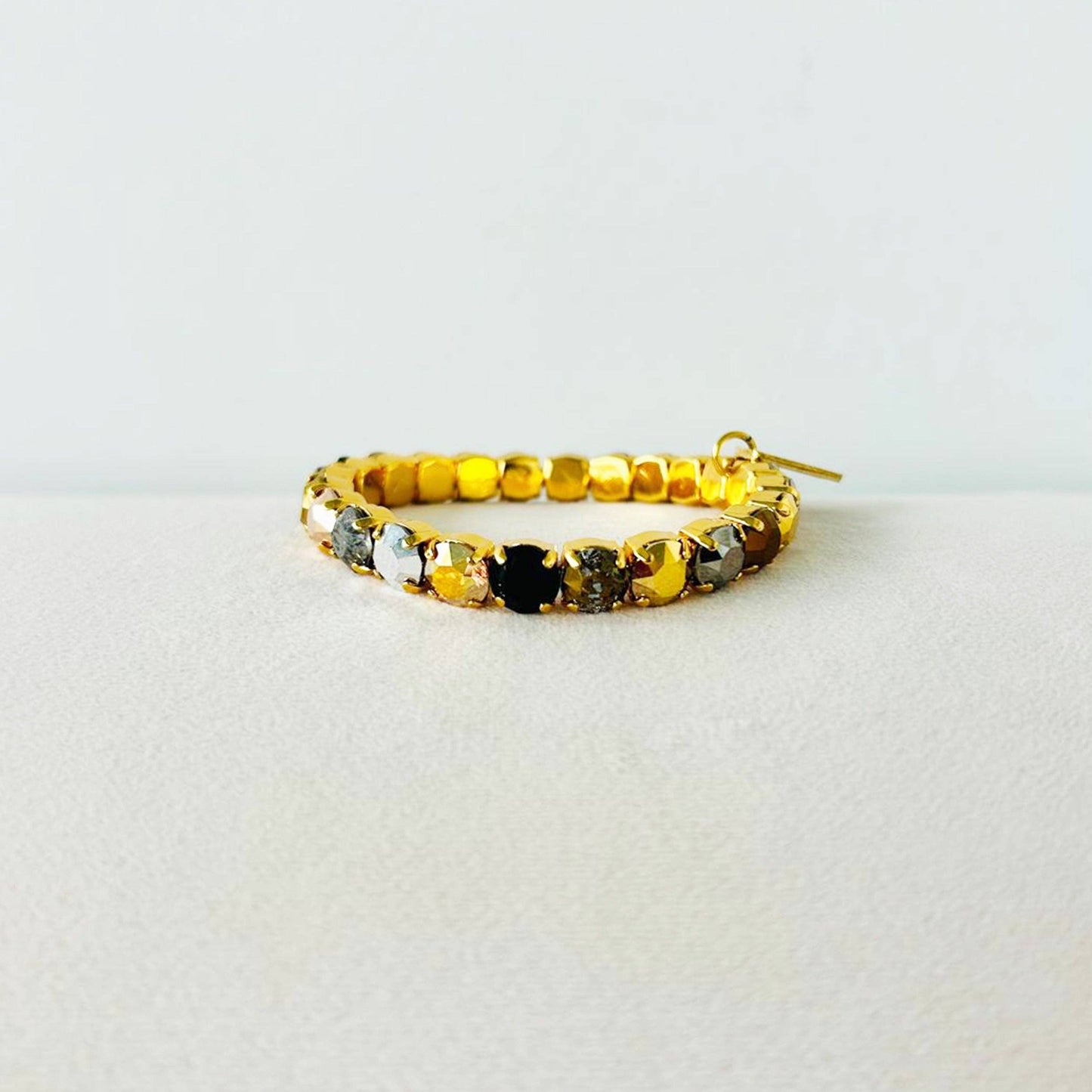 Oakland Stretch Bracelet in Mixes: Candy Crush Opal / Small