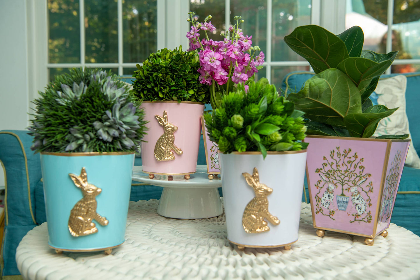 Regency Rabbit Round Cachepot Planter 6: Pistachio