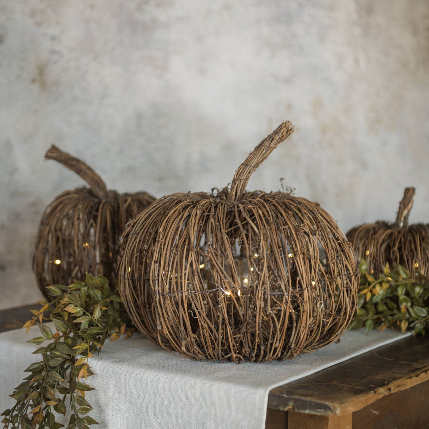 11.5" LIGHTED RATTAN PUMPKIN