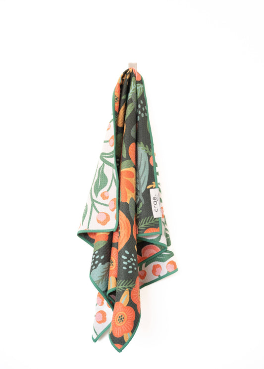 Olive Gardenia: Reversible Hand Towel: Green / Hand Towel