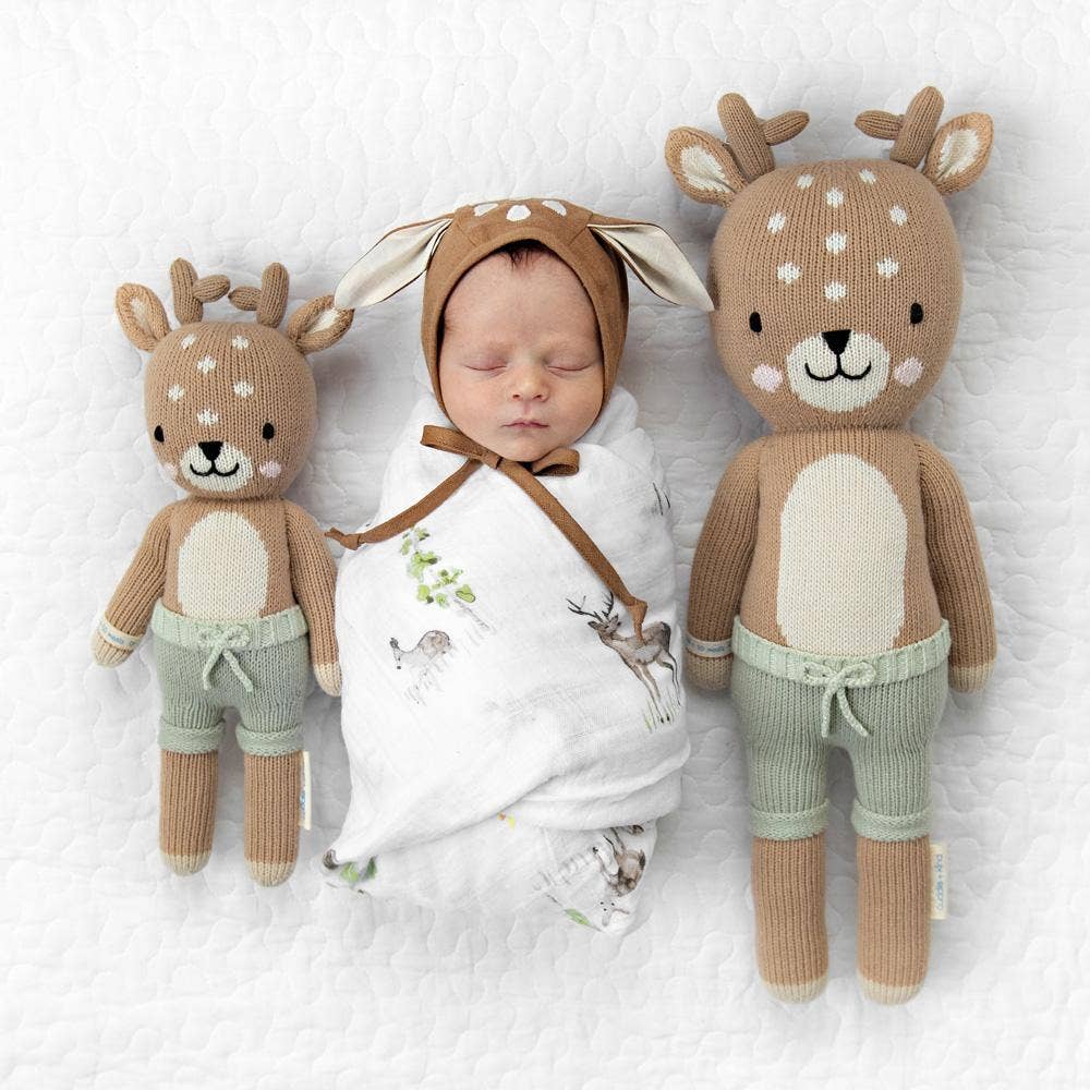 Elliott the fawn, gives 10 meals: Regular - 20"