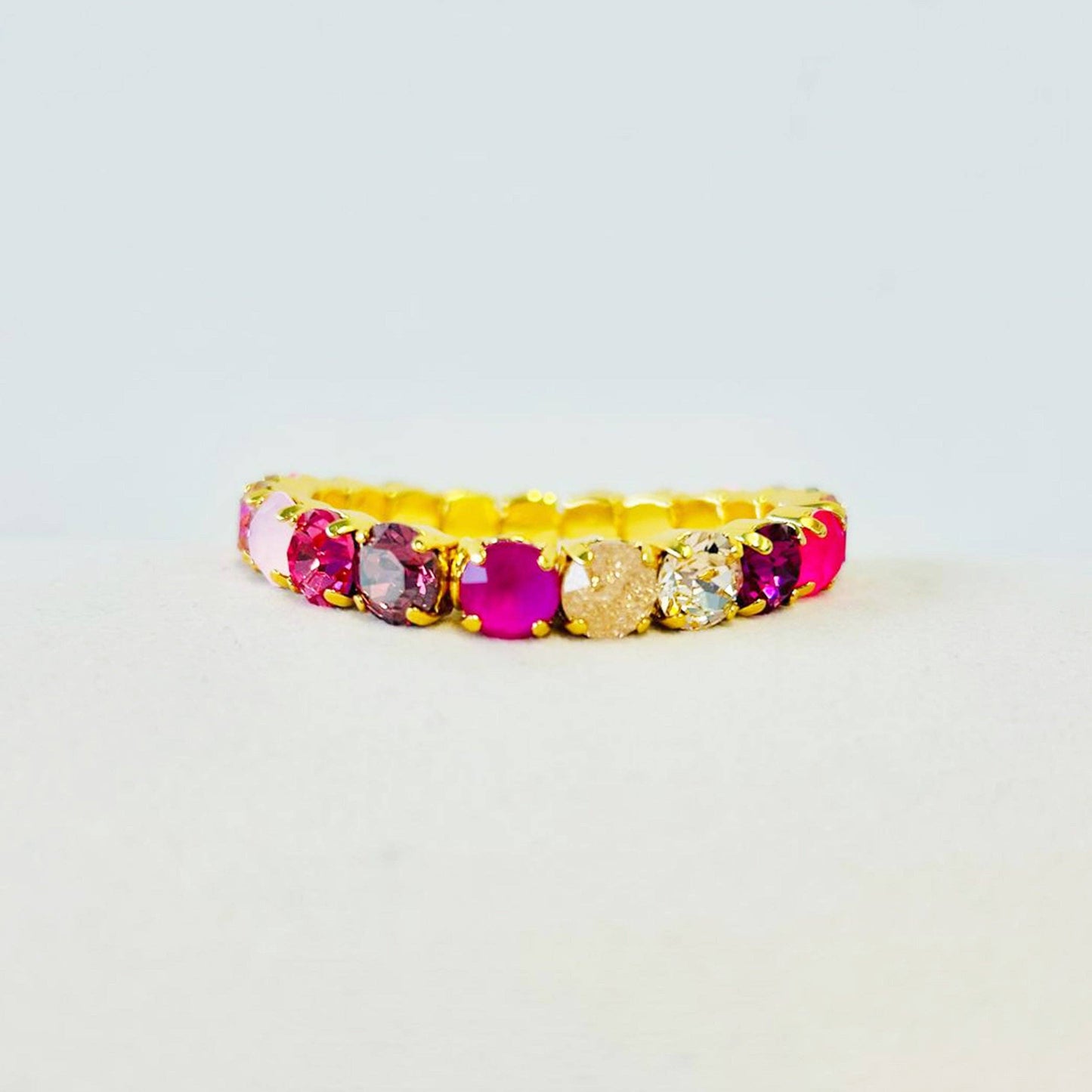 Oakland Stretch Bracelet in Mixes: Candy Kisses / Small